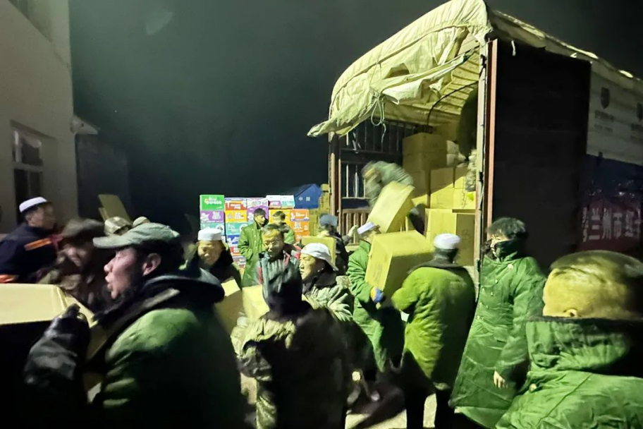 ZGM Supports the Earthquake-stricken areas in Gansu and Qinghai with RMB 5.6 million in Cash and Supplies ZGM Supports the Earthquake-stricken areas in Gansu and Qinghai with RMB 5.6 million in Cash and Supplies